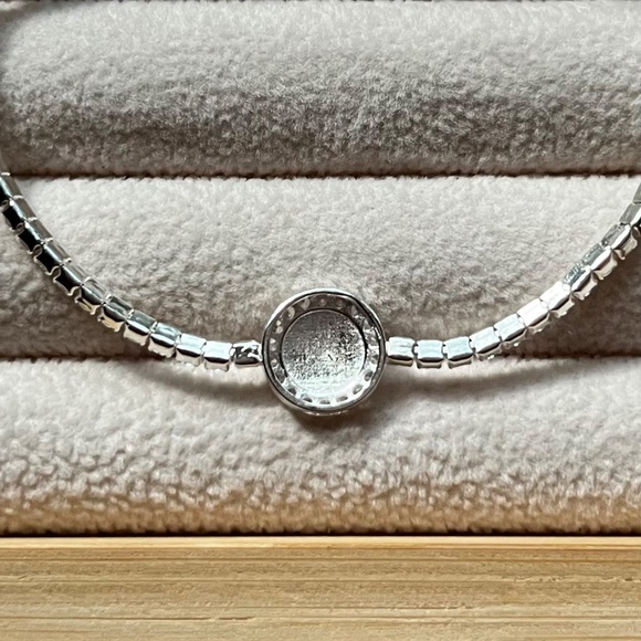 B011 | Blue Enamel Evil Eye Bracelet - Picture 3 of 4